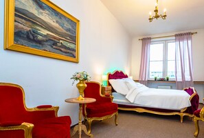 1 bedroom - luxury studio 8 (Hlavní mesto Praha)