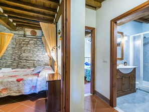 3 slaapkamers, reisbedje, gratis wifi