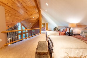 5 dormitoris, planxa i posts de planxar, wifi gratuïta i roba de llit 