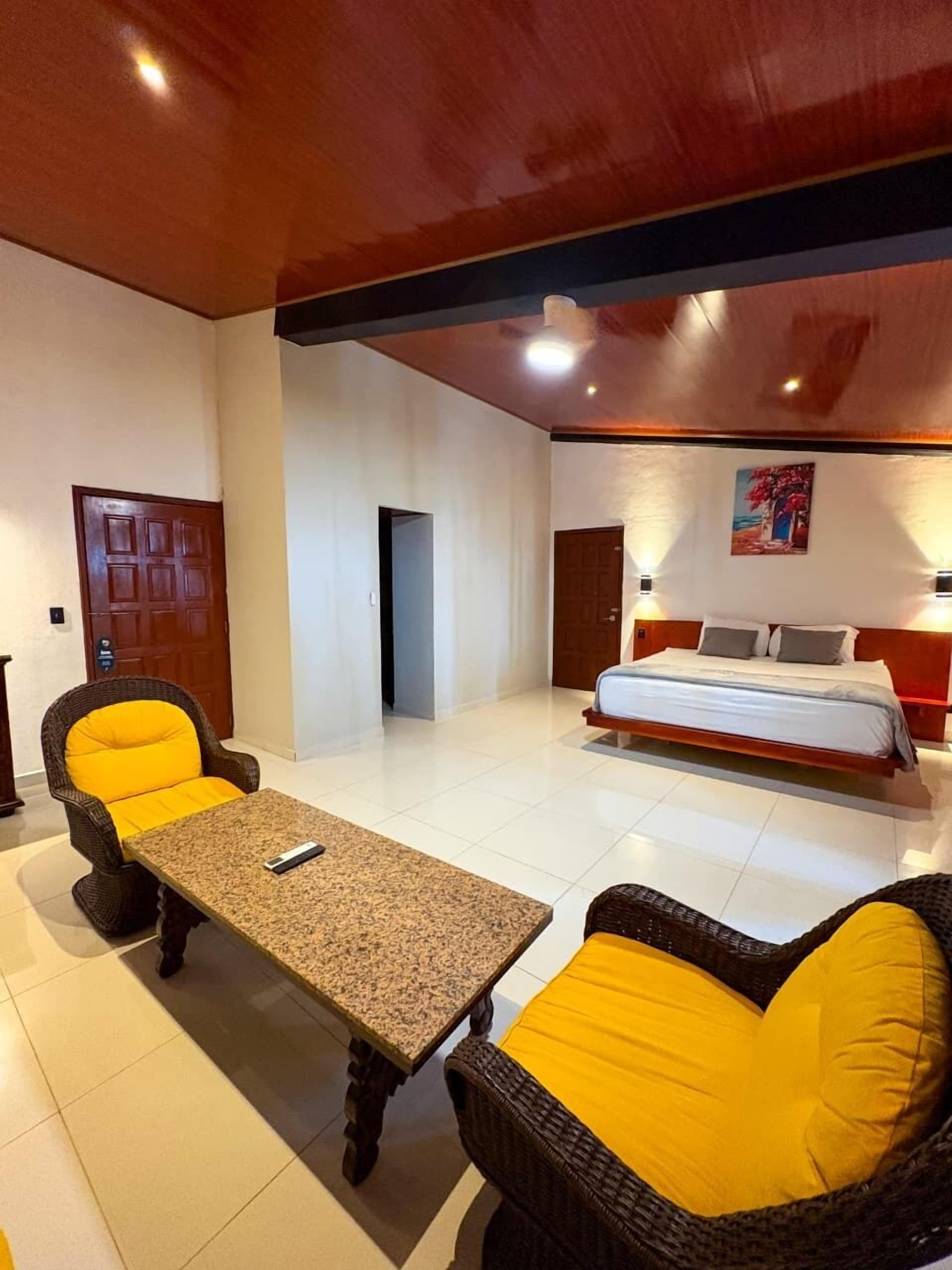 Comfort Studio | Egyptian cotton sheets, premium bedding, down comforters