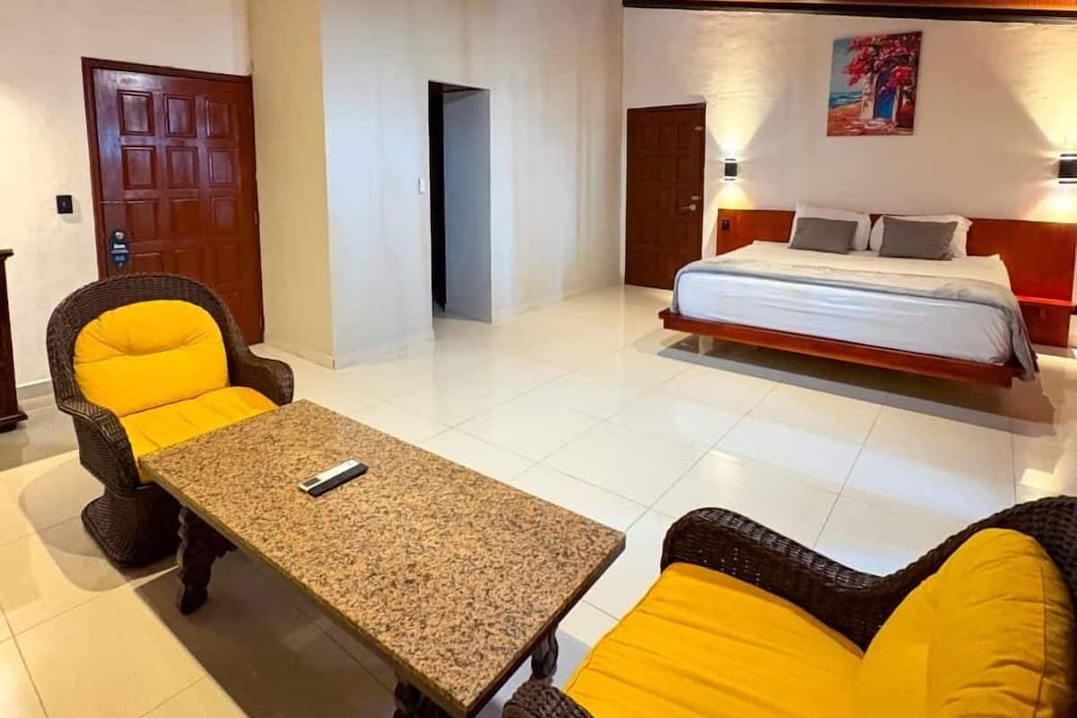 Comfort Studio | Egyptian cotton sheets, premium bedding, down comforters