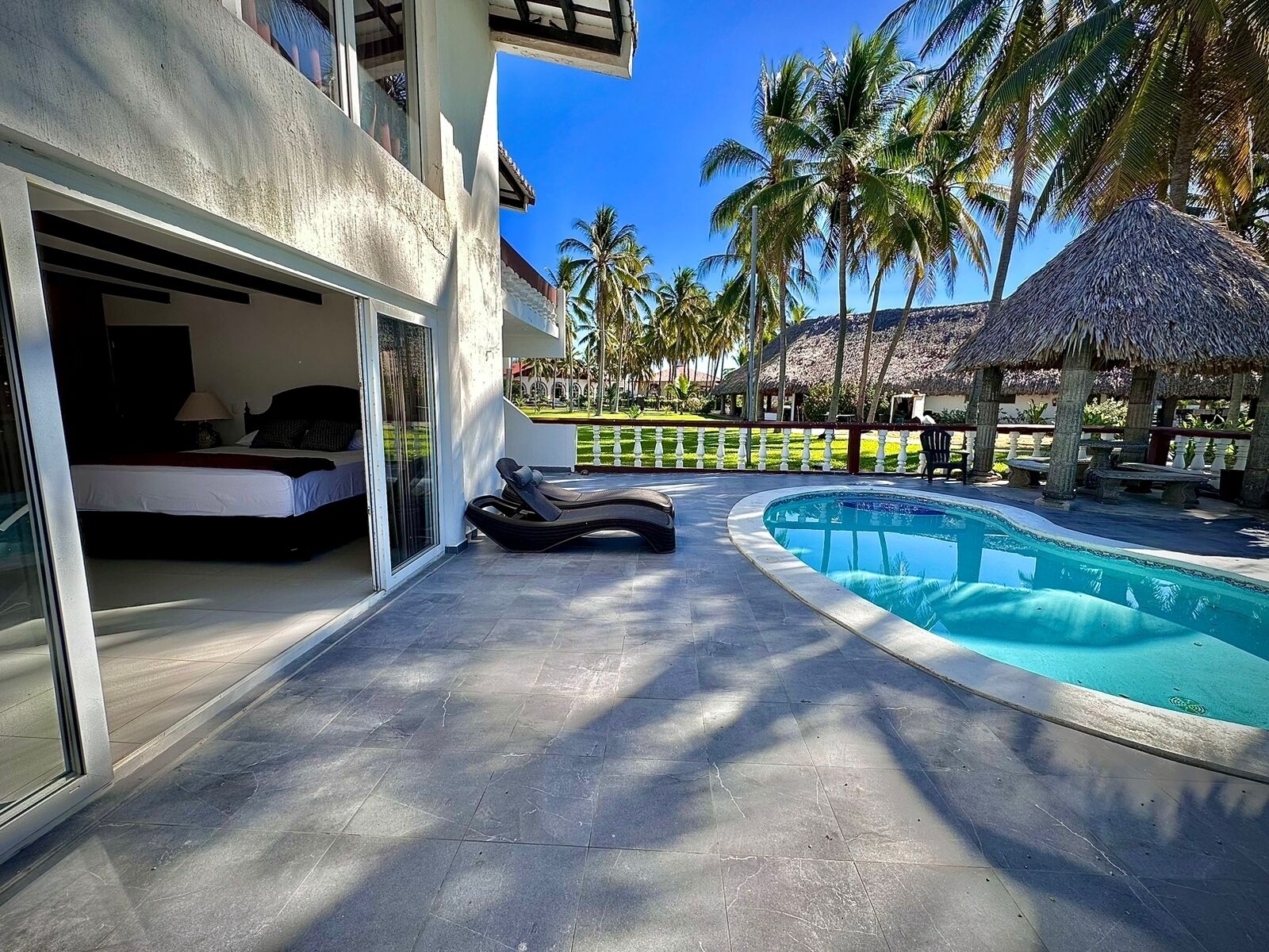 Suite Studio Familiale | Draps en coton égyptien, literie de qualité supérieure