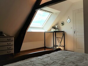 5 chambres, fer et planche à repasser, Wi-Fi