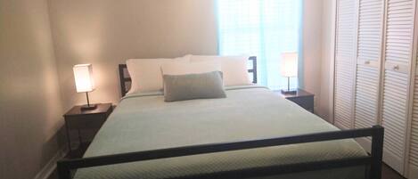 1 habitación, escritorio, tabla de planchar con plancha y wifi gratis