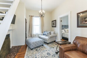 Smart TV - My Old Kentucky Home (Lexington)