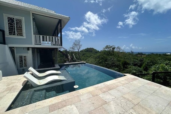 Great pool to enjoy the ocean view