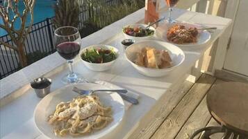 Outdoor dining