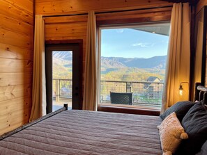 5 makuuhuonetta, silitysrauta/-lauta, Wi-Fi, vuodevaatteet