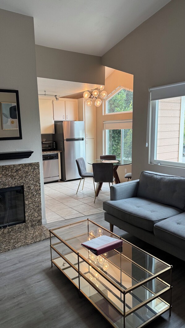 Smart TV, fireplace, DVD player