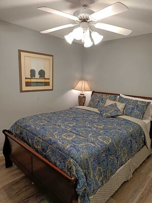 2 camere, ferro/asse da stiro, Wi-Fi gratuito, lenzuola