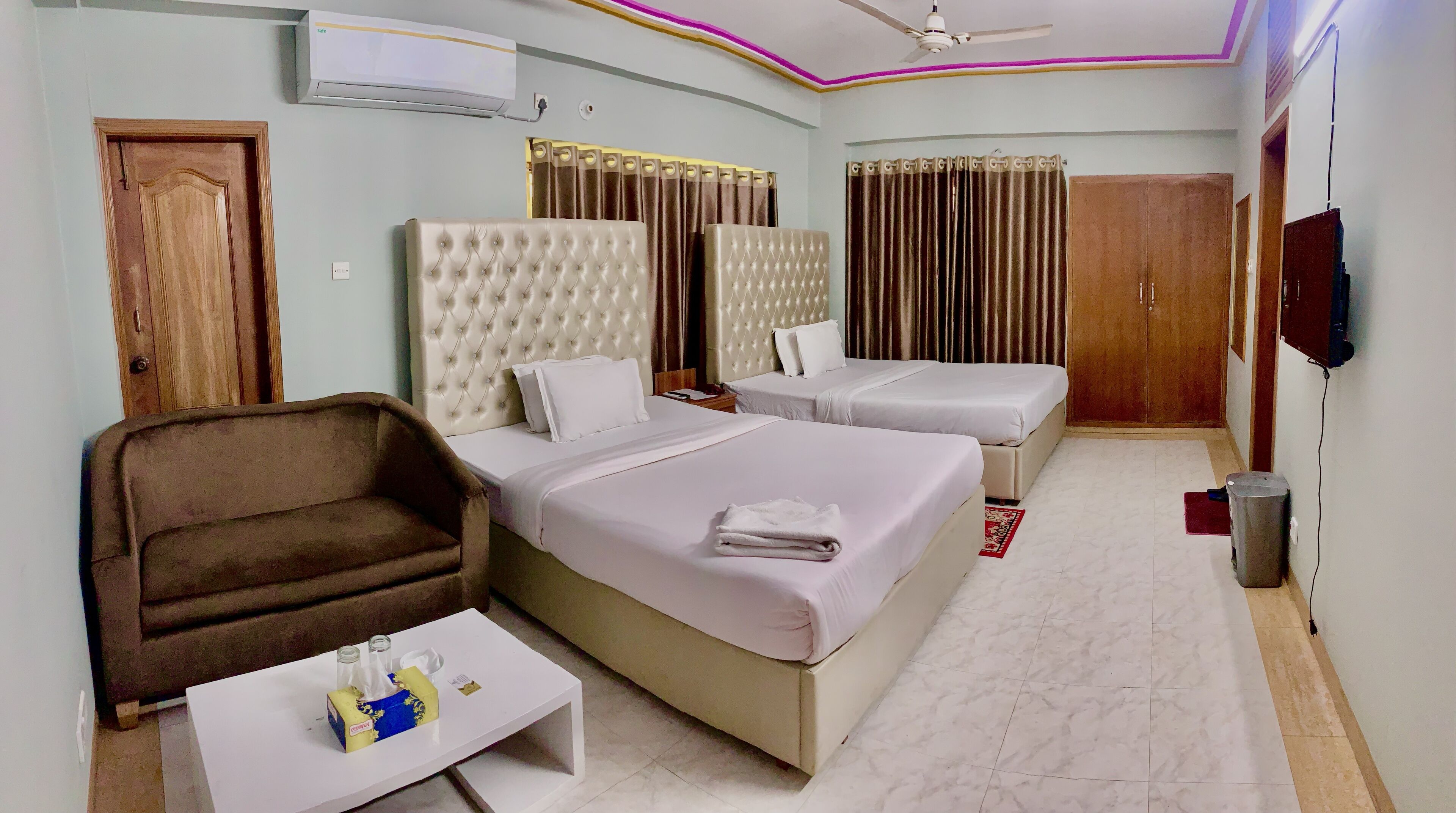 family quadruple room, 2 double beds | desk, laptop workspace, iron/ironing board, free wifi