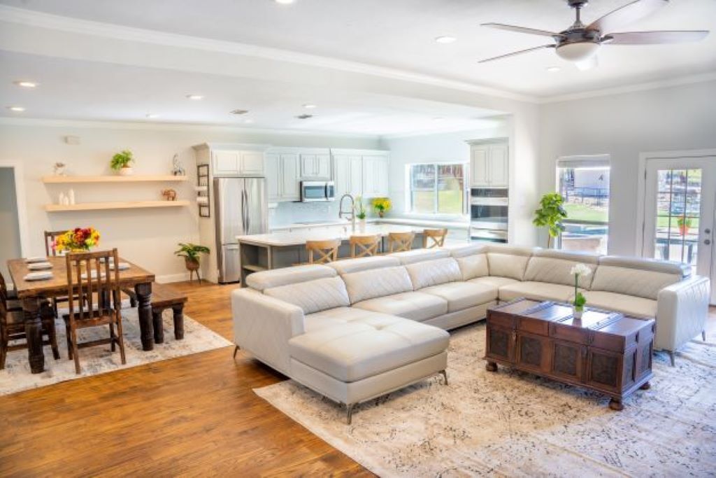 Smart-tv en een open haard