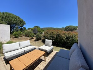 Property grounds - Villa Olivia 10 minutes from Palombaggia without traffic jams (Porto-Vecchio)