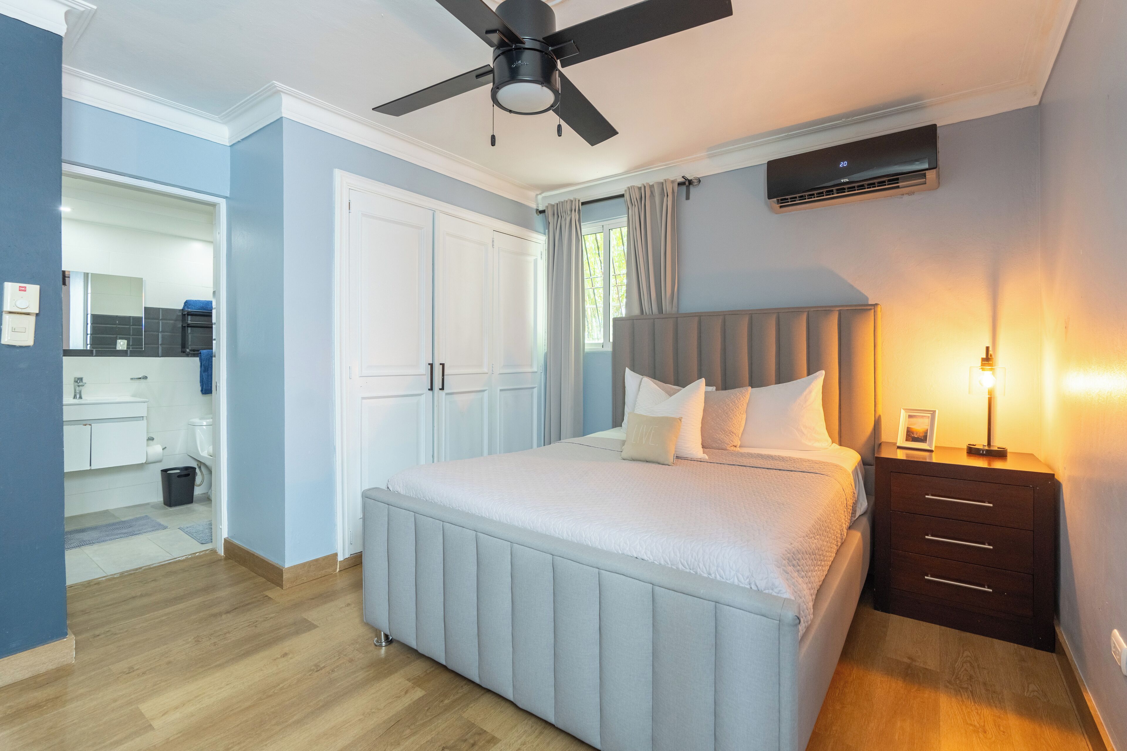 2 bedrooms, iron/ironing board, travel crib, free WiFi