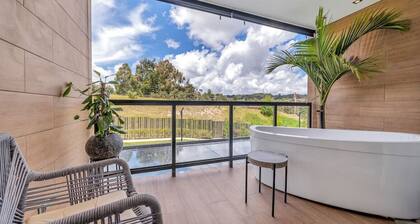 Olive 205 · Stunning Apartment with Private Bathtub fast Wifi