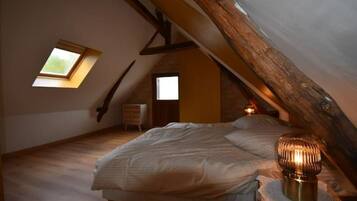 3 slaapkamers, een bureau