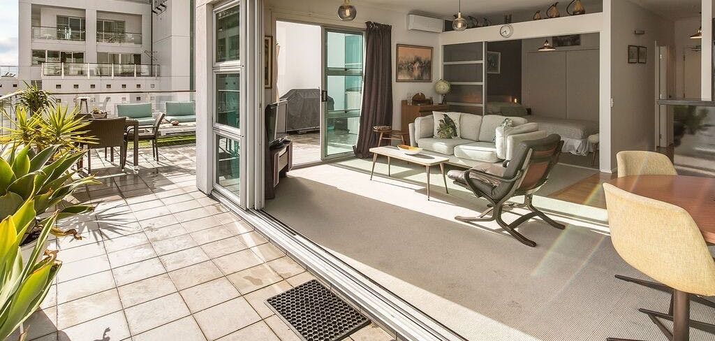 Waterfront Seaview Hotel Apartments