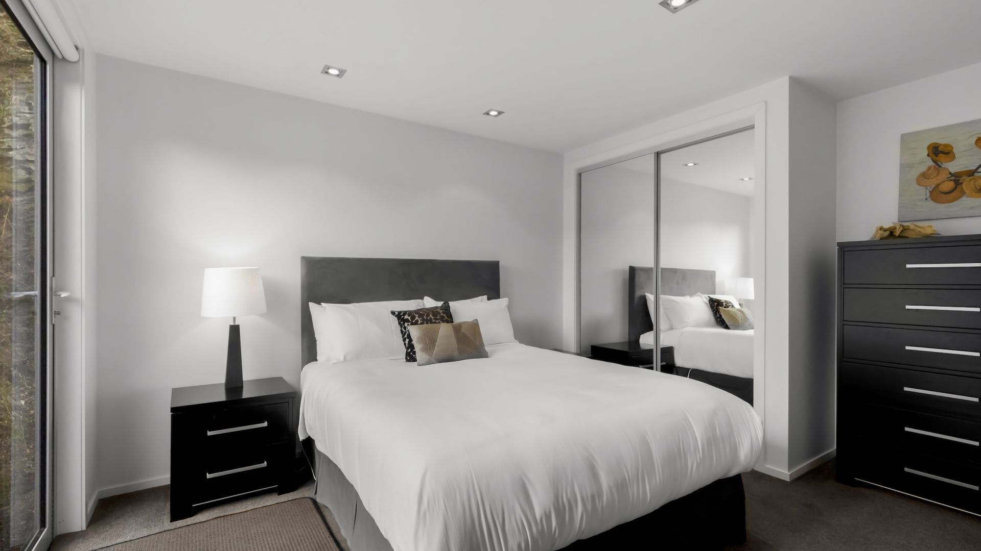 4 Schlafzimmer, Bügeleisen/Bügelbrett, WLAN, Bettwäsche