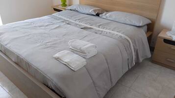 3 chambres, bureau, fer et planche Ă repasser, Wi-Fi gratuit