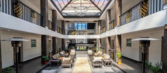 Lo Mustang Himalayan Resort