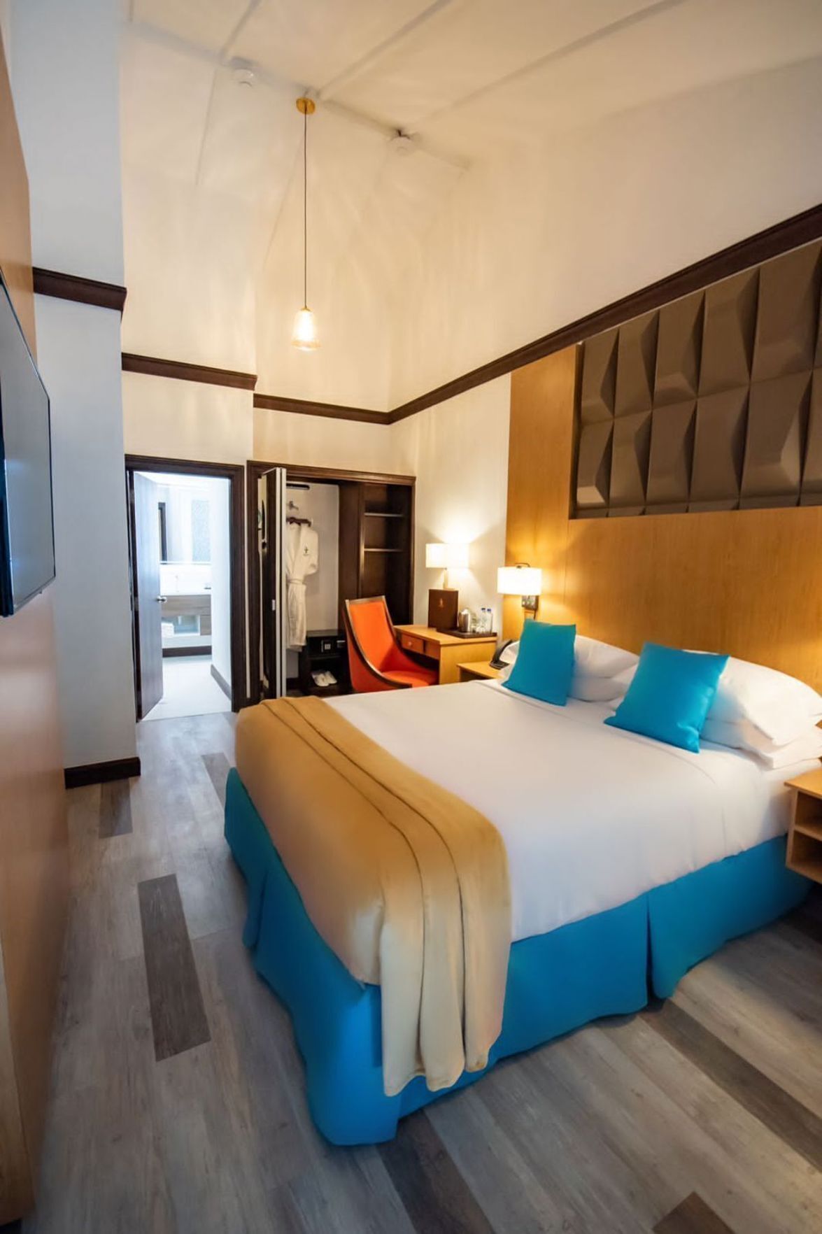 Premium bedding, in-room safe, individually furnished, desk