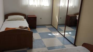 3 bedrooms, WiFi