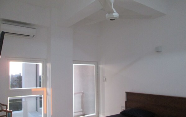 2 slaapkamers, een strijkplank/strijkijzer, wifi, beddengoed