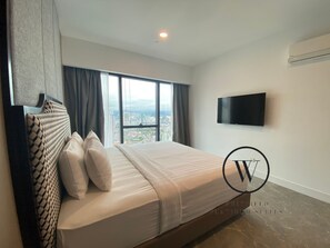 Iron/ironing board, free WiFi, bed sheets - Victory suites  (Kuala Lumpur)
