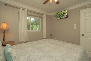 2 bedrooms, free WiFi, bed sheets