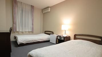 Free WiFi, bed sheets