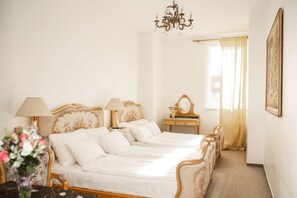 1 camera, Wi-Fi, lenzuola