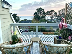 Terrace/patio - Oceanview Penthouse, Stylish & Walking to Beach (Half Moon Bay)