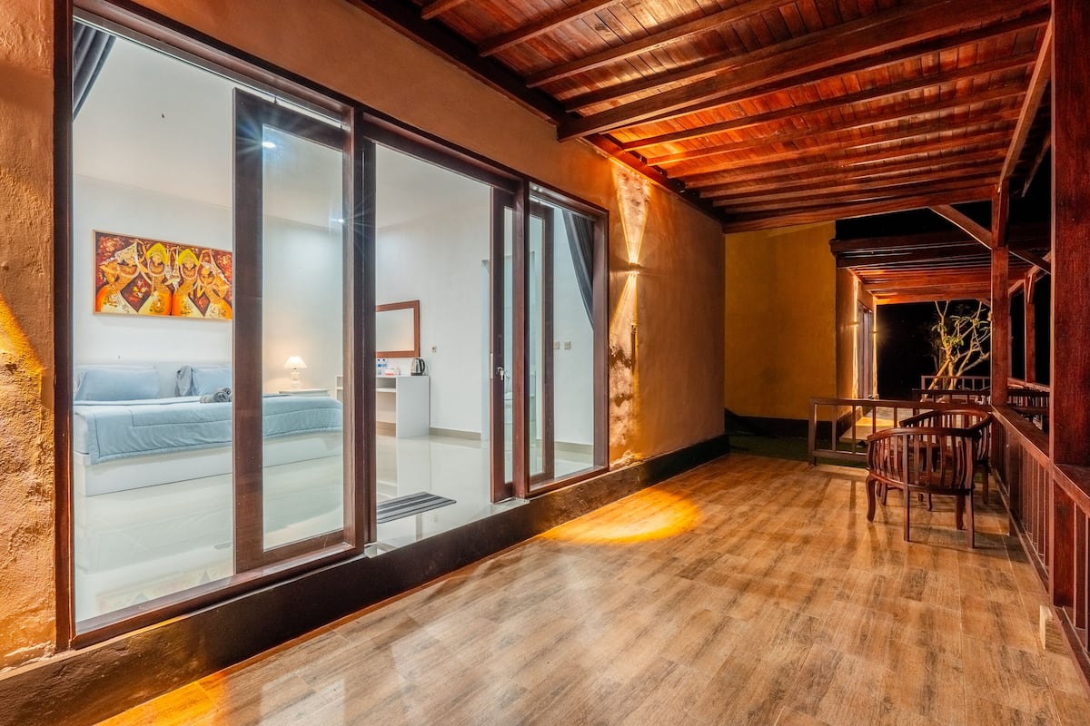Standard Room, Hill View | In-room safe, blackout drapes, iron/ironing board, free WiFi