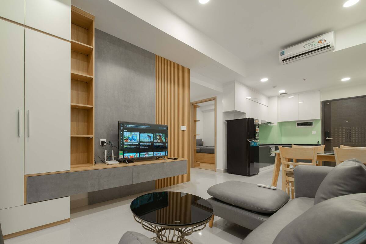 Apartamento familiar | Escritorio, tabla de planchar con plancha, wifi gratis