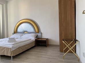 3 chambres, Wi-Fi, draps fournis