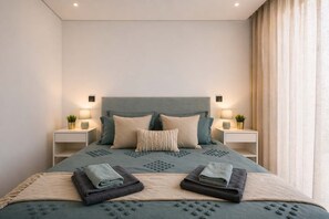 4 chambres, fer et planche à repasser, Wi-Fi, draps fournis