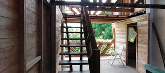 Beautiful Eco Lodge Cabin at Tonsupa Beach
