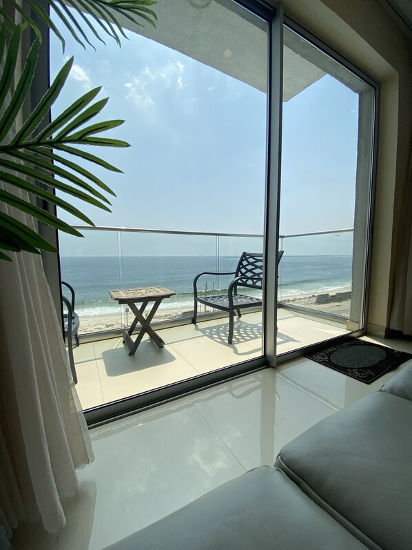 Interior - Luxury Oceanview Apartment w/pool in Oniru-Lekki 1 — 3 (Lagos)
