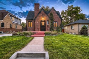 Exterior - Entire Home Washington Park / Platt Park Single Family (Denver)