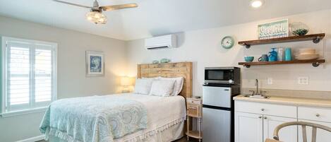 1 chambre, fer et planche Ă repasser, Wi-Fi gratuit, draps fournis