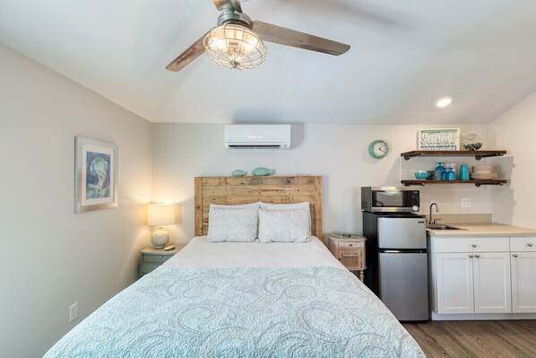 1 habitación, tabla de planchar con plancha, wifi gratis y ropa de cama 