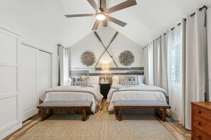 3 Schlafzimmer, Schreibtisch, Reisekinderbett, kostenloses WLAN