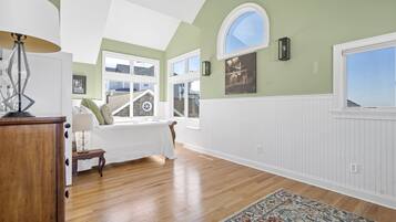 3 slaapkamers, een bureau, gratis wifi, beddengoed