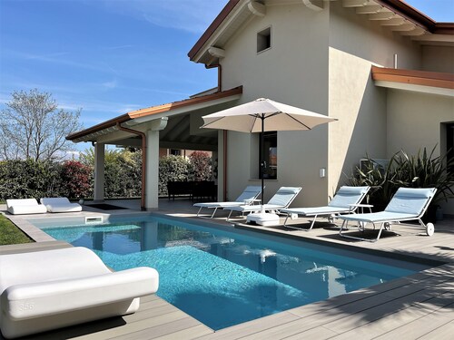 Ferienhaus "Casa sulle colline di Barcuzzi"  Pool, Garten & Grill