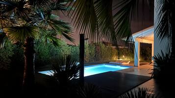 Piscine extérieure, piscine chauffée