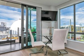 Interior - Your Renovated Retreat + CP (Auckland)