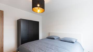 2 sovrum, skrivbord, strykjÀrn/strykbrÀda och gratis wi-fi