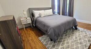 2 Schlafzimmer, Bügeleisen/Bügelbrett, kostenloses WLAN, Bettwäsche
