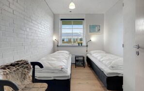 4 quartos, berço de viagem, Wi-Fi de cortesia