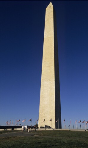 Lovely 3 Bedroom ; 12 to 15 minutes from the White House DC attractions